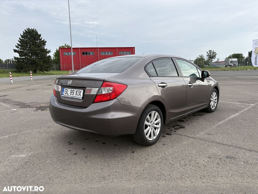 Honda Civic 1.8 i-VTEC Automatik Comfort - 5