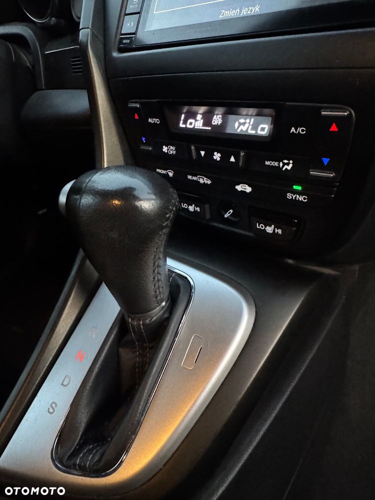 Honda Civic 1.8 Lifestyle (Honda Connect+) - 4