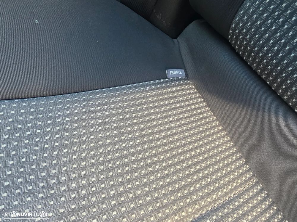 SEAT Leon 1.6 TDI DPF Sport - 12