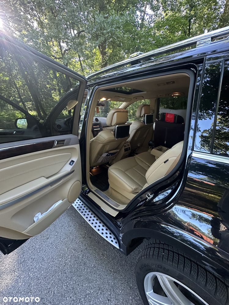 Mercedes-Benz GL - 6