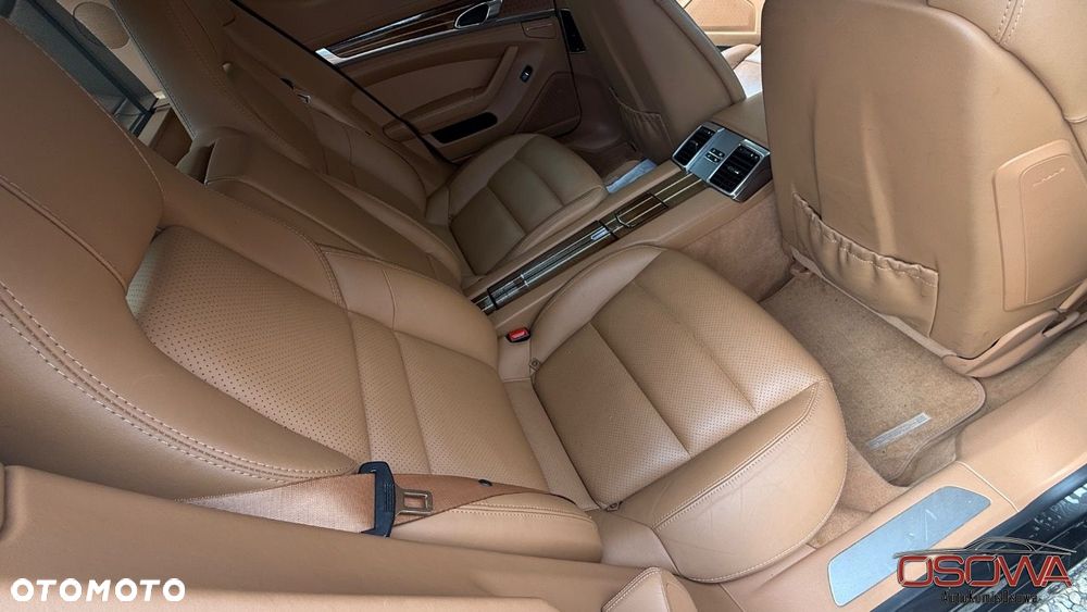 Porsche Panamera - 39