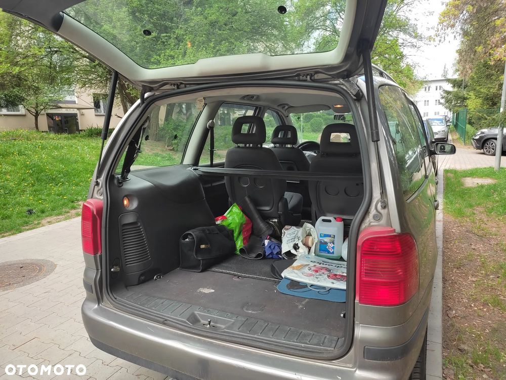 Seat Alhambra 1.9 TDI Reference - 14