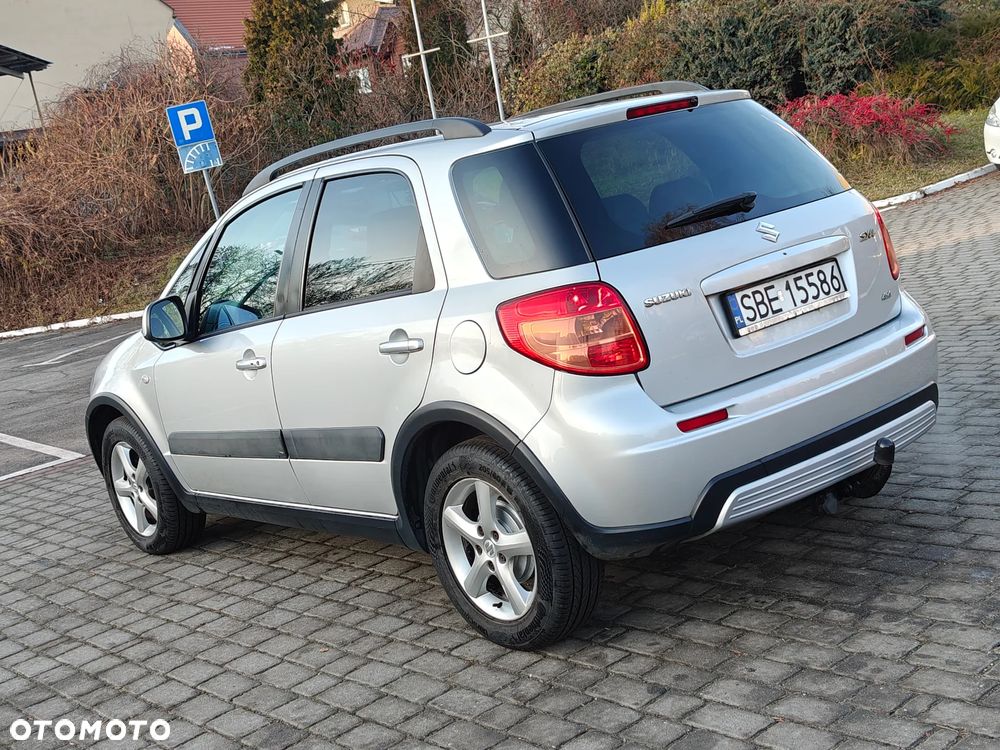 Suzuki SX4 1.6 GS / Premium - 13