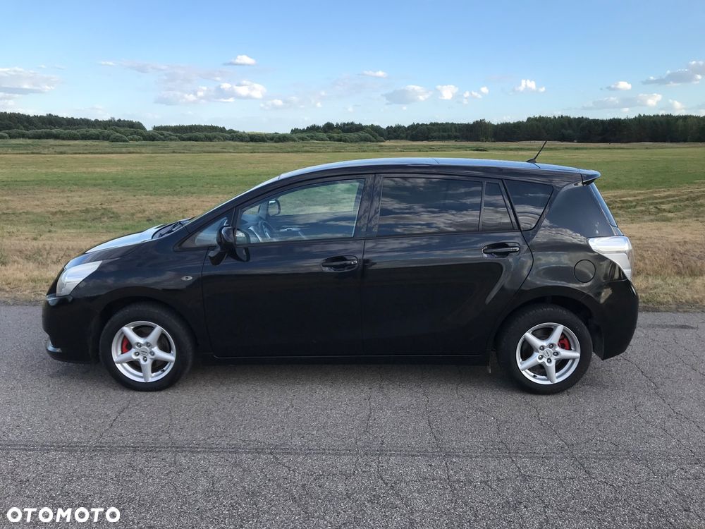 Toyota Verso - 3