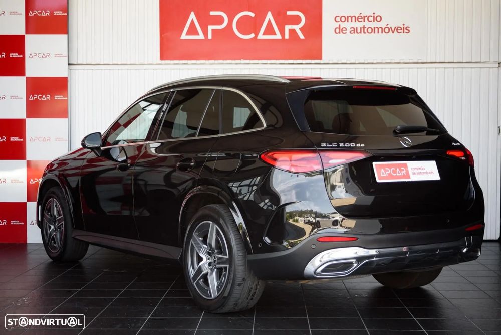 Mercedes-Benz GLC 300 de 4Matic - 12