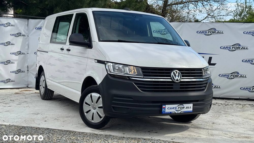 Volkswagen Transporter 2.0 TDI z 2022 roku - 4
