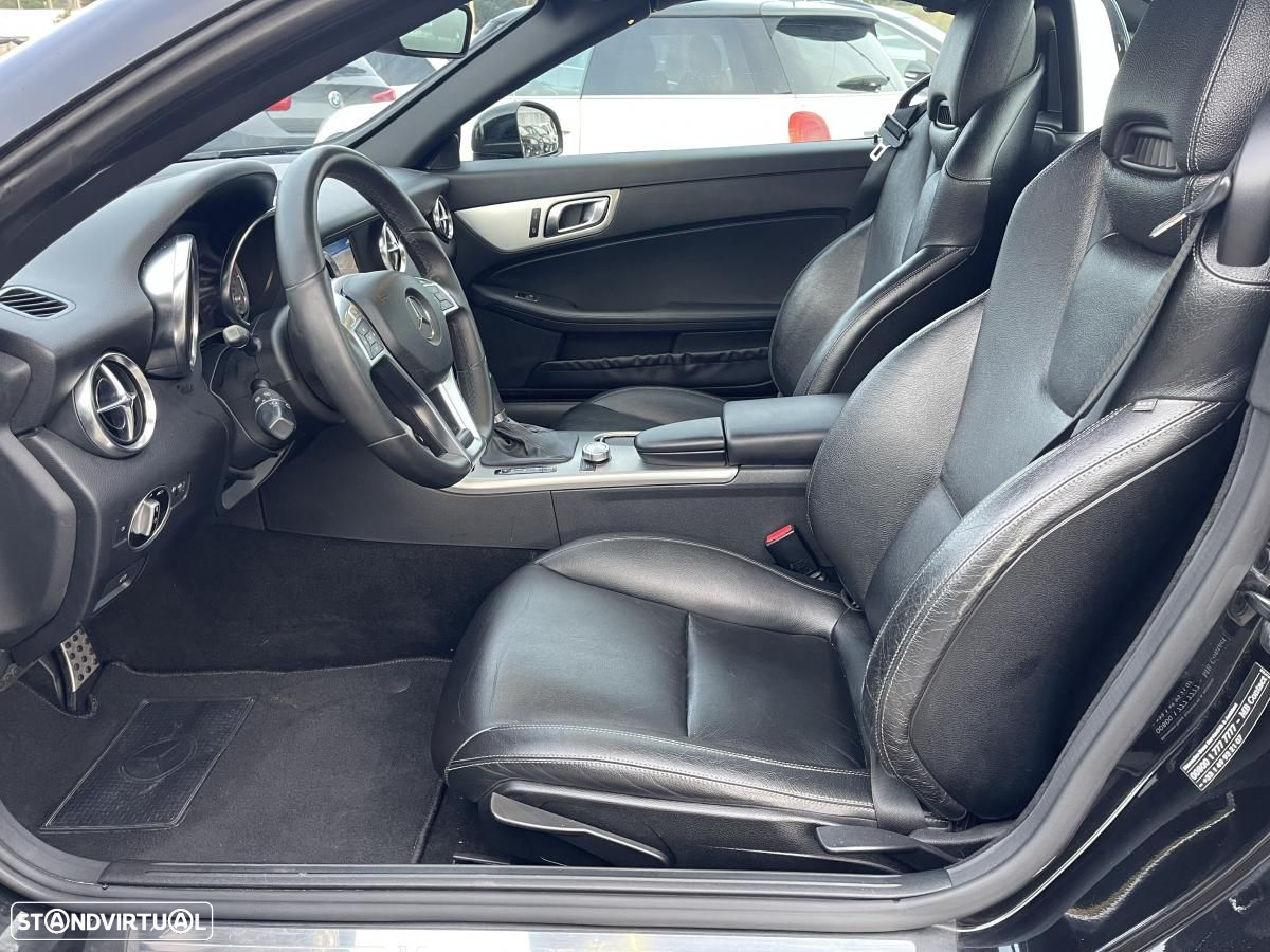 Mercedes-Benz SLK 200 (BlueEFFICIENCY) 7G-TRONIC CarbonLOOK Edition - 16