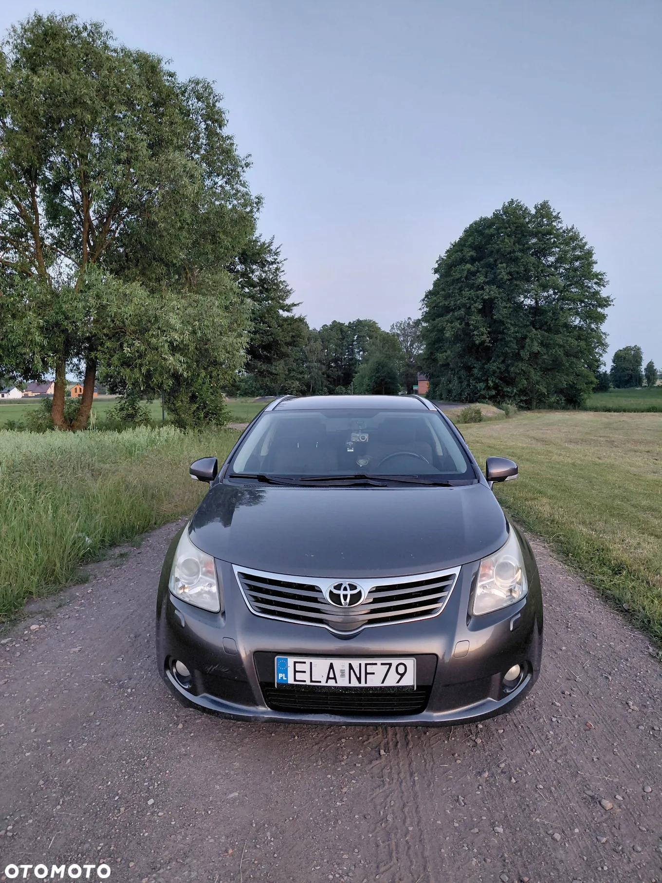 Toyota Avensis 2.0 D-4D Sol - 3