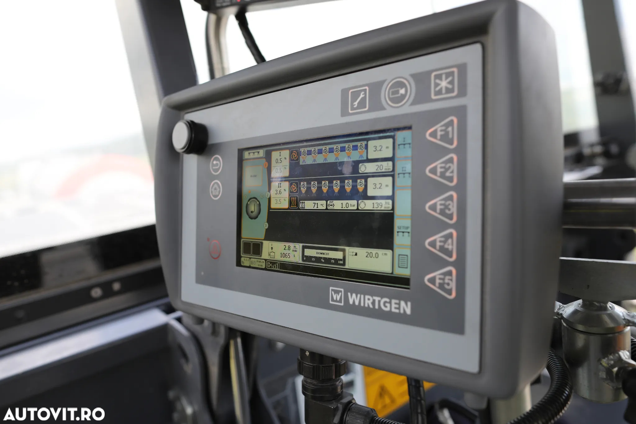 Wirtgen W 240 CRi - 9