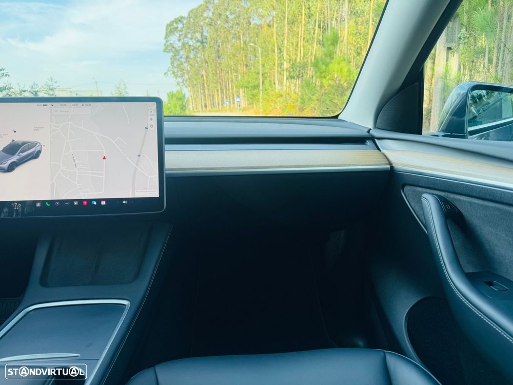 Tesla Model Y Long Range Tração Integral - 33