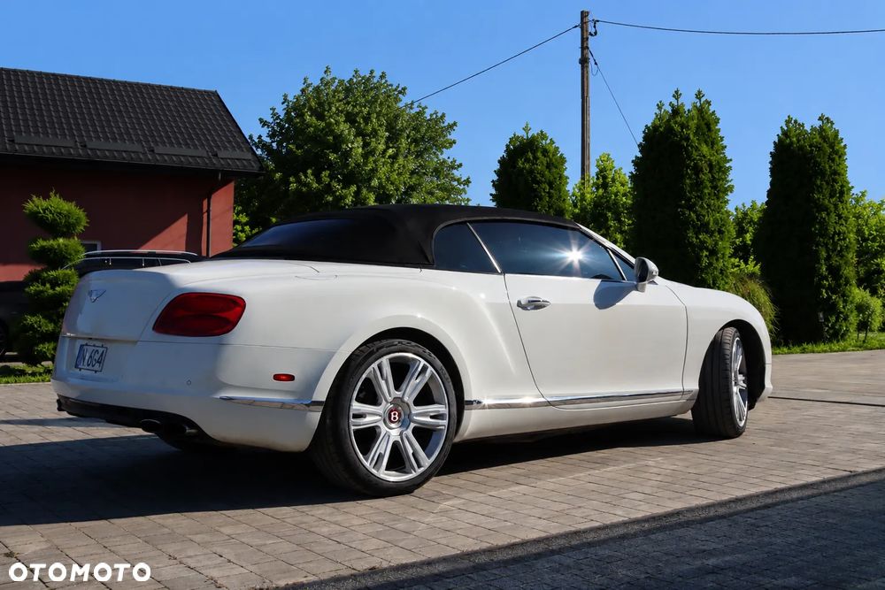 Bentley Continental GT V8 - 12