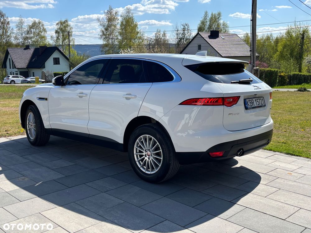 Jaguar F-Pace 25t AWD Prestige - 8