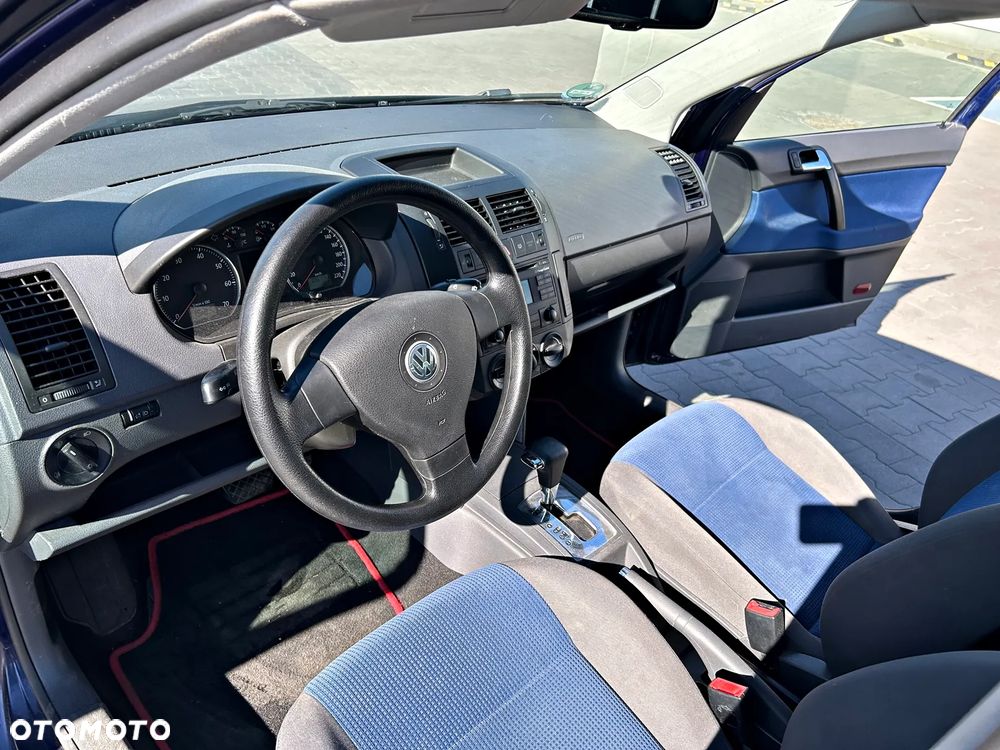 Volkswagen Polo 1.6 Q-Line - 11
