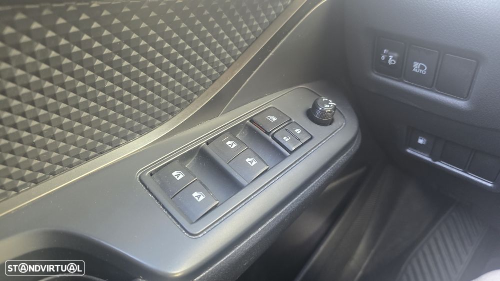 Toyota C-HR 1.8 HSD Comfort+P.Style - 31