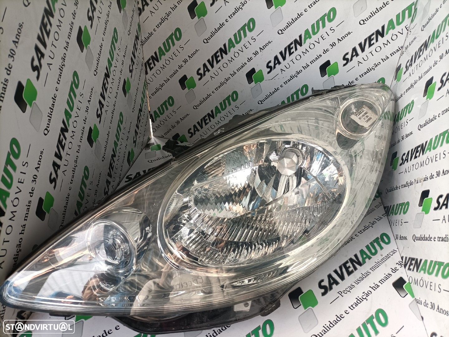 Farol Esq Peugeot 1007 (Km_) - 1
