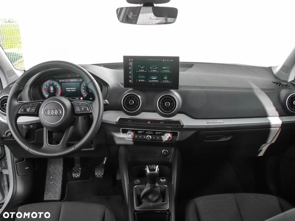 Audi Q2 30 TFSI - 14