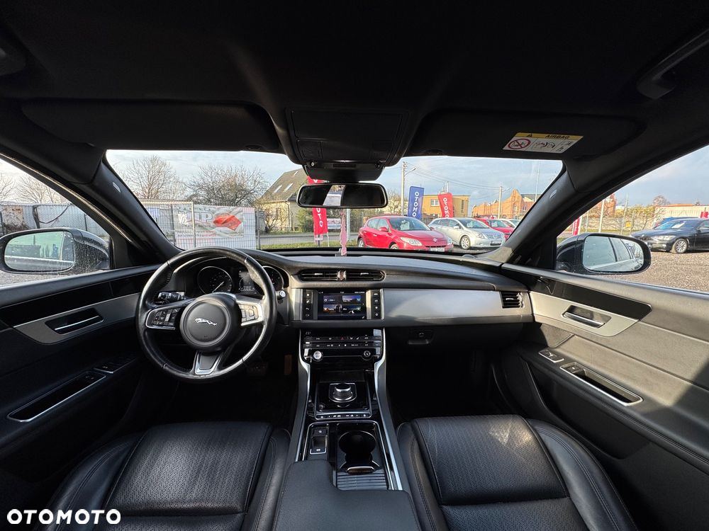 Jaguar XF 2.0 i4D Pure - 7