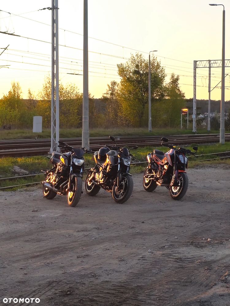 KTM Duke 790 - 21