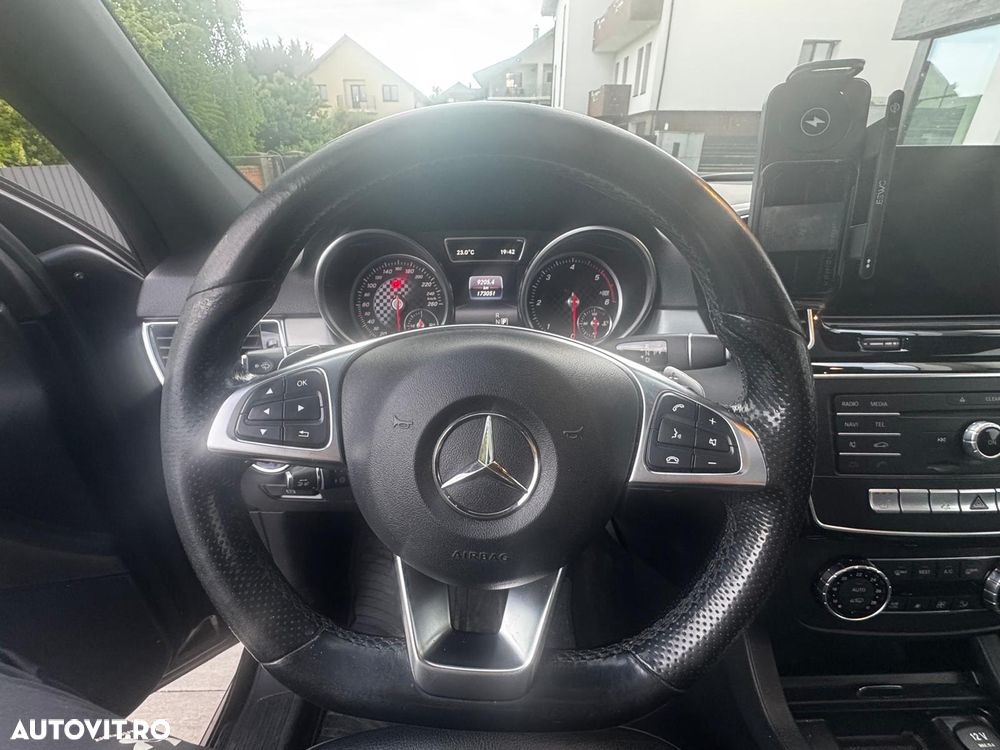 Mercedes-Benz GLE - 13