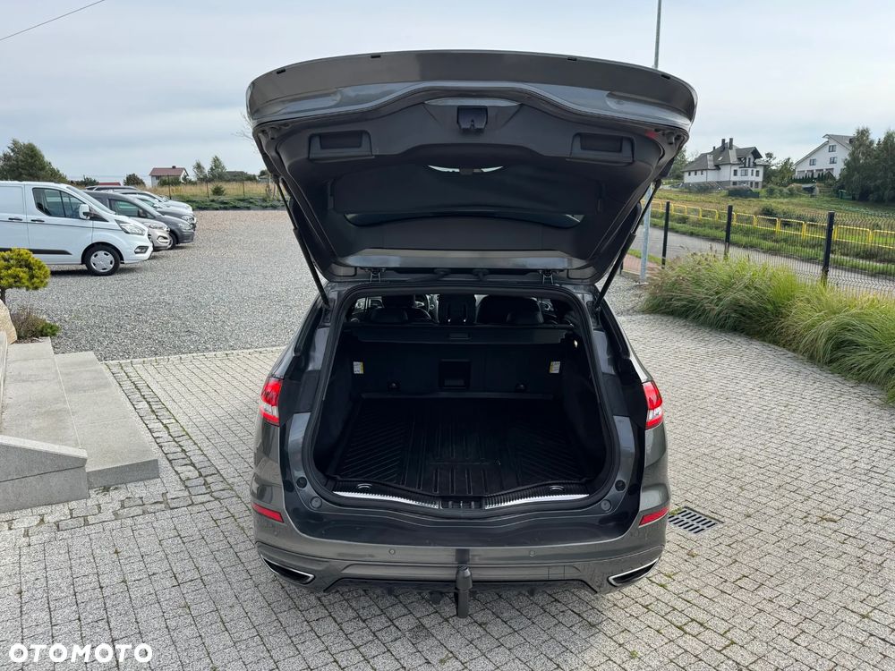 Ford Mondeo 2.0 TDCi ST-Line PowerShift - 37