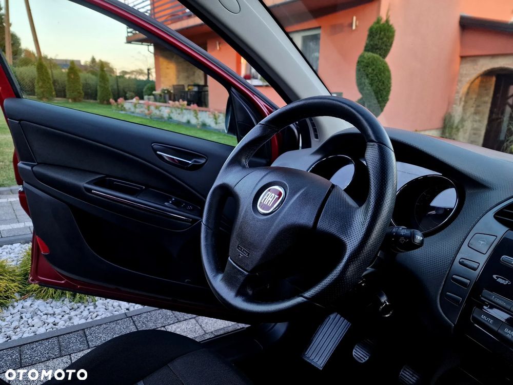 Fiat Bravo 1.4 16V Dynamic - 17