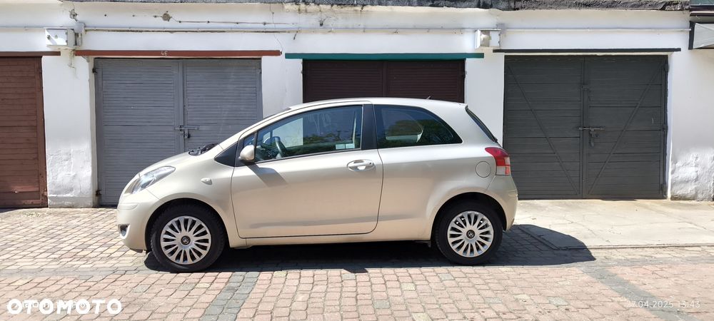 Toyota Yaris 1.33 Prestige - 2