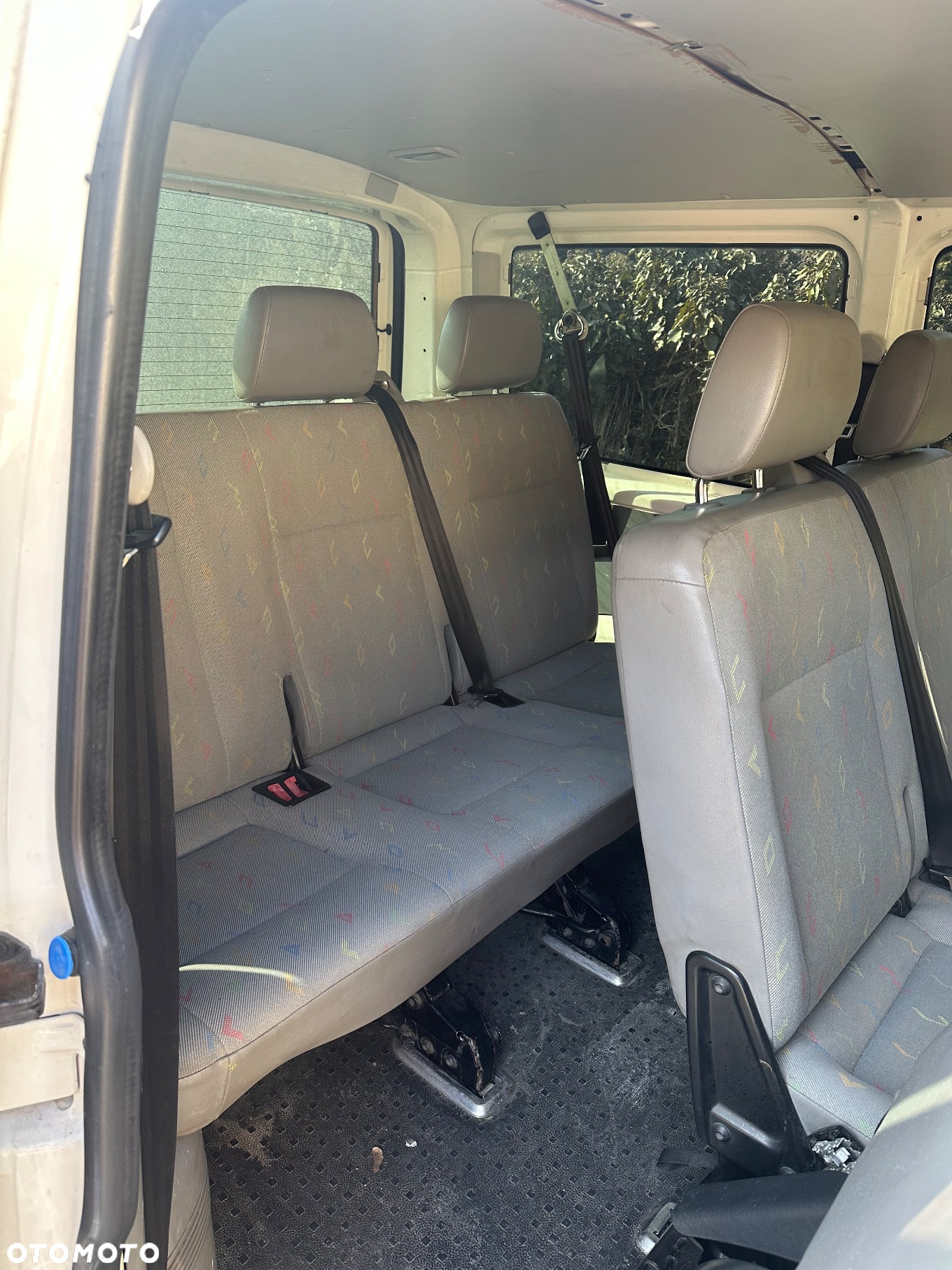 Volkswagen Transporter T5 TDI L1H1 - 8