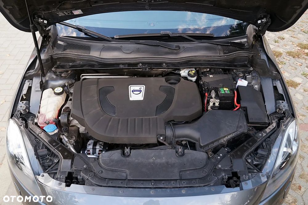 Volvo V40 D3 Summum - 39