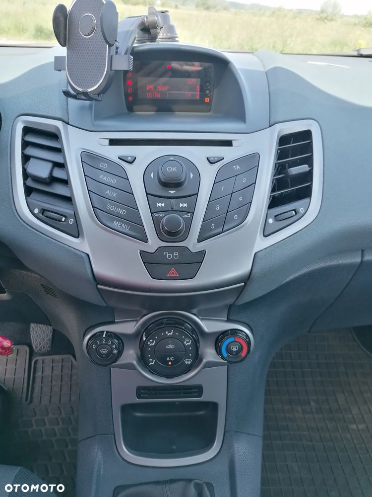 Ford Fiesta 1.25 Trend - 9