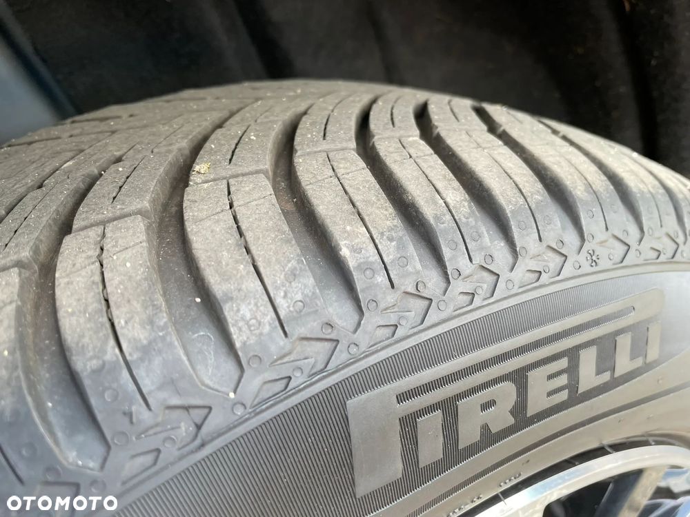 Volvo V40 T2 Drive-E Momentum - 12