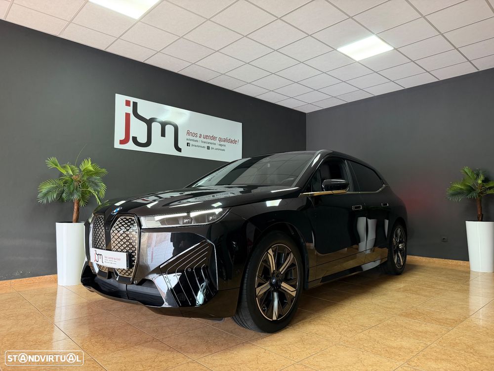 BMW iX xDrive 50 Pack Desportivo - 2