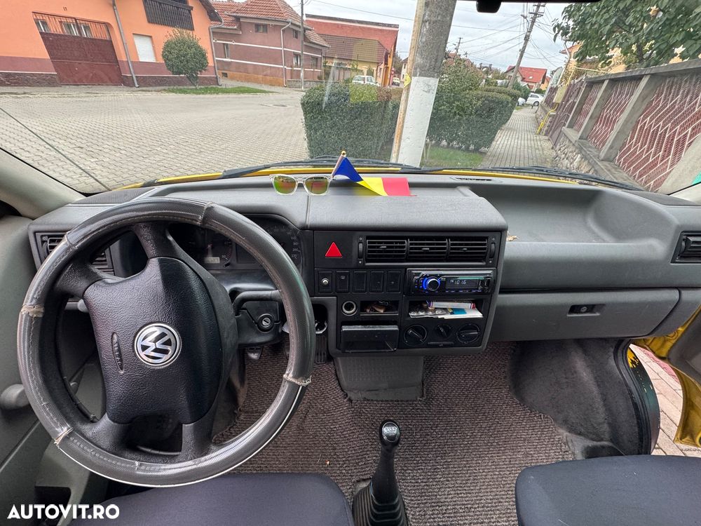 Volkswagen Transporter - 9