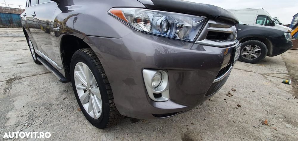 Toyota Highlander - 13