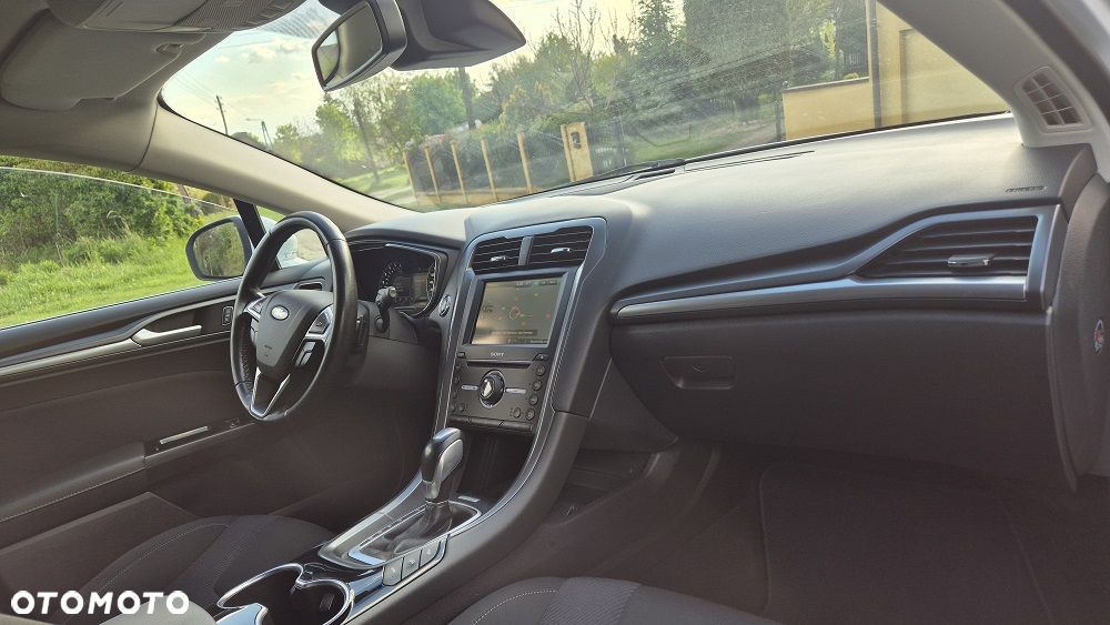 Ford Mondeo 2.0 TDCi Titanium PowerShift - 12