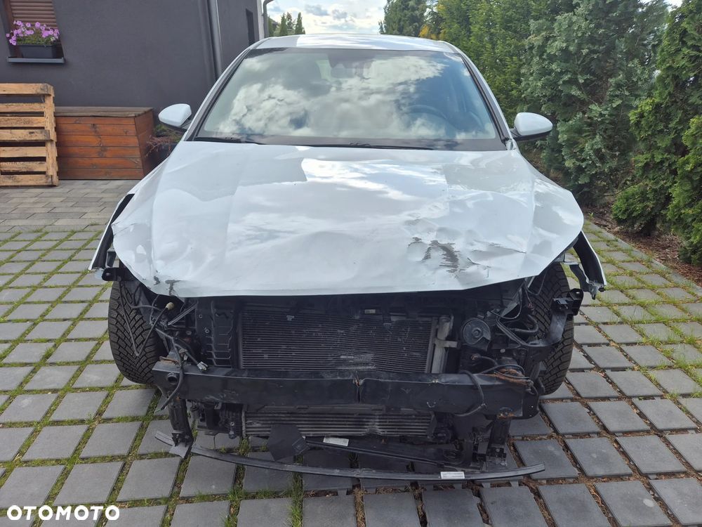 Kia Ceed - 6