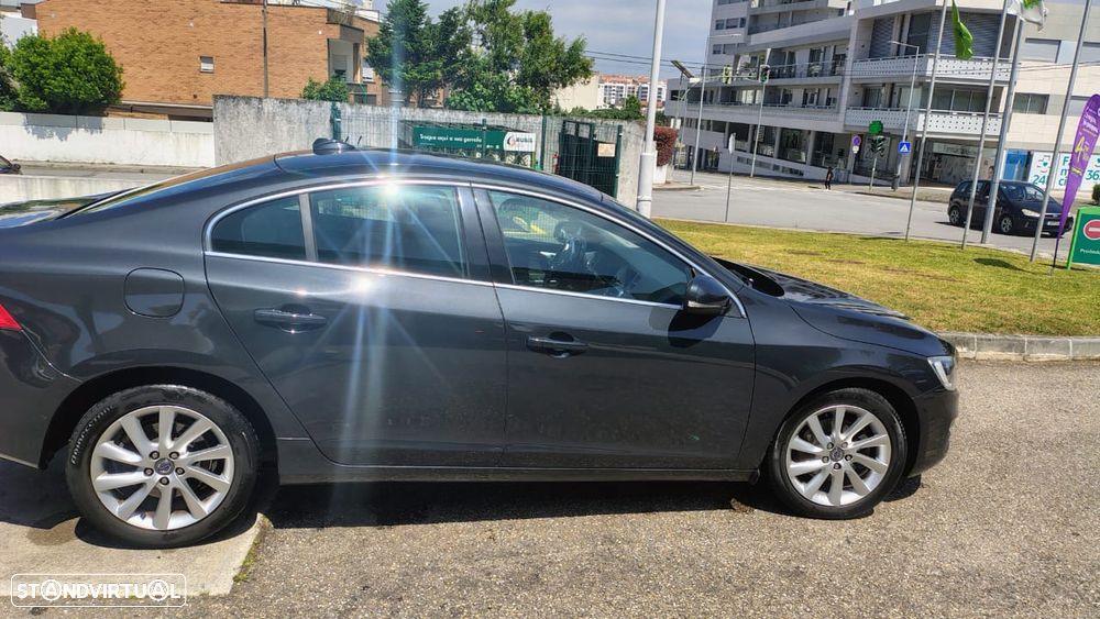 Volvo S60 2014 photo 3