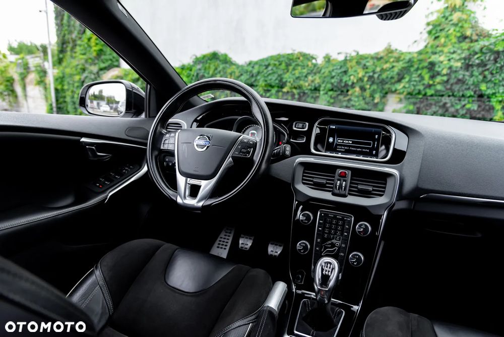 Volvo V40 - 33