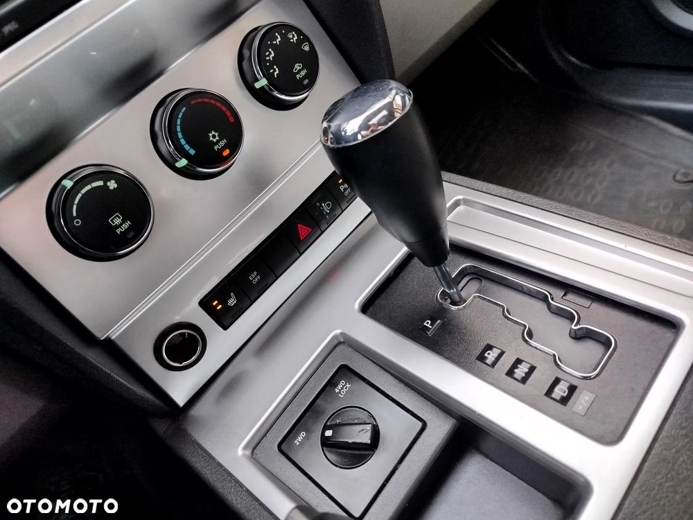 Dodge Nitro 2.8 CRD DPF Automatik SXT - 15