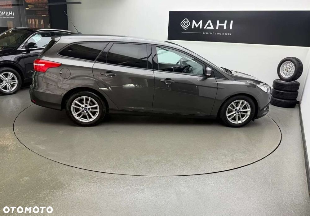 Ford Focus 2.0 TDCi Titanium ASS - 13