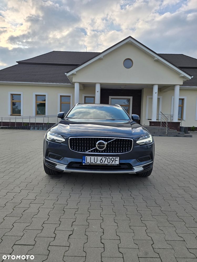 Volvo V90 Cross Country D5 AWD Geartronic - 1