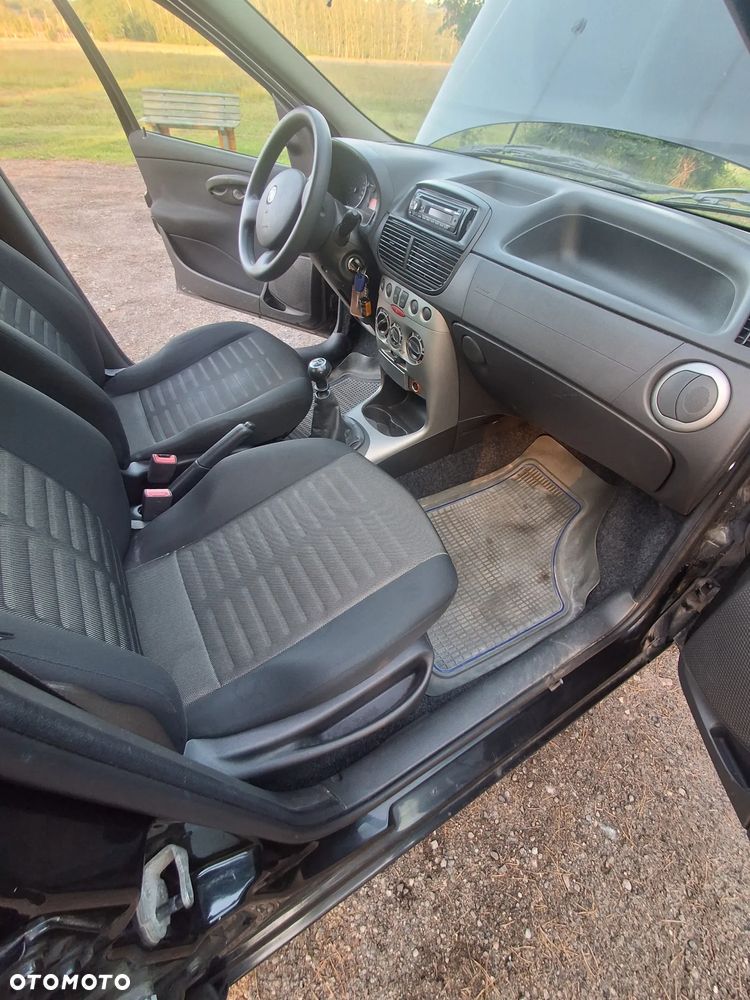 Fiat Punto 1.2 8V Classic - 17