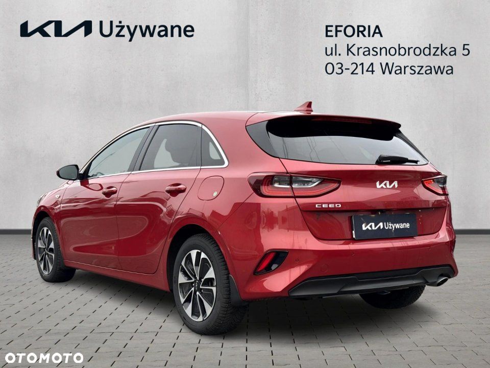 Kia Ceed - 4