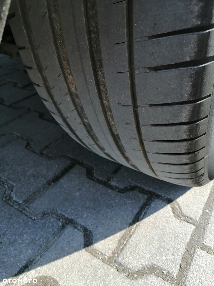 Mercedes-Benz ML - 25