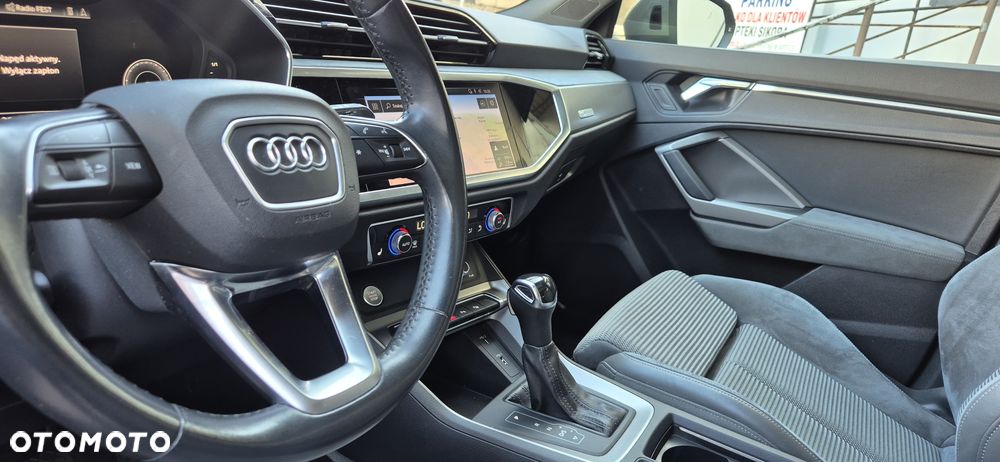 Audi Q3 - 18
