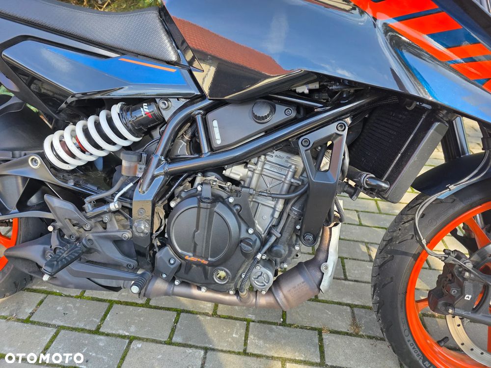 KTM Duke 125 - 20