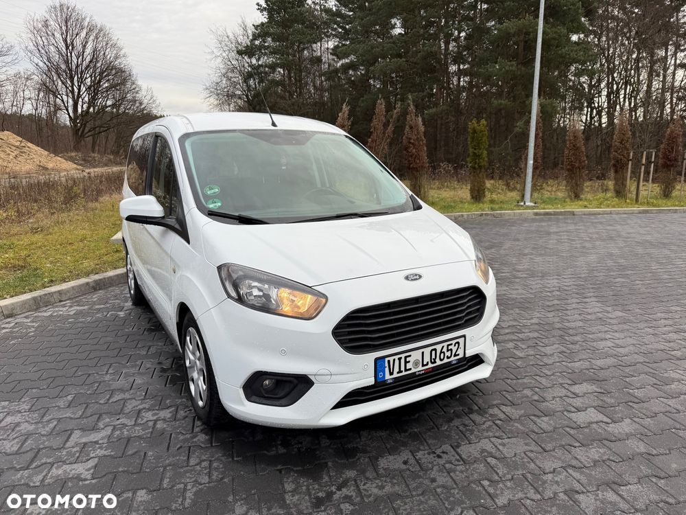 Ford Tourneo Connect 1.5 TDCi Trend - 26