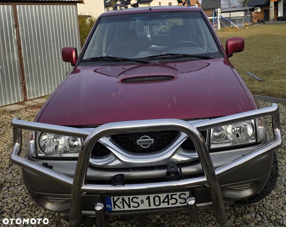 Nissan Terrano 2.4 Sport - 4