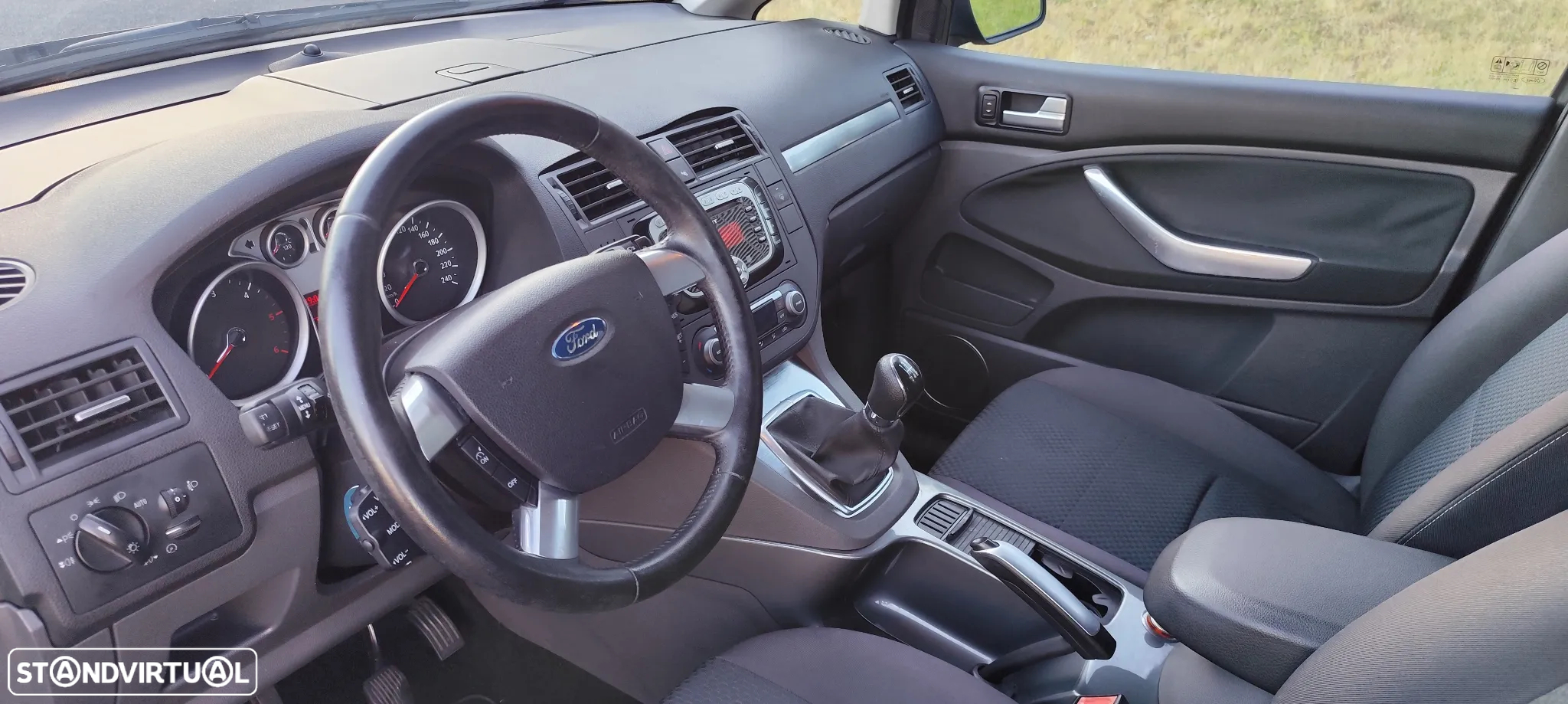 Ford C-Max 1.6 TDCi Titanium - 10