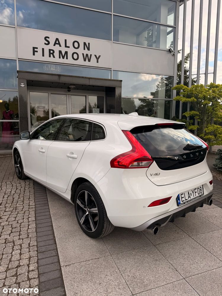 Volvo V40 - 29