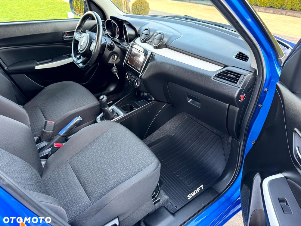 Suzuki Swift - 12